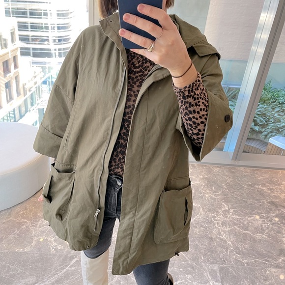 Zara Jackets & Blazers - Zara Basic Khaki Parker - Size XS